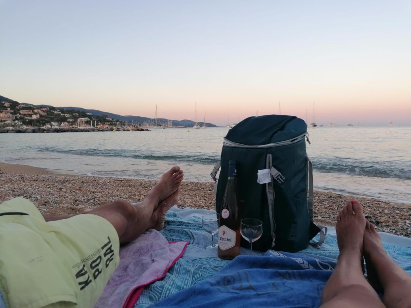Studio Avec Coin Nuit, 100 M De La Mer Le Lavandou Buitenkant foto